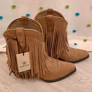 NEVER WORN, authentic, Ariat, cowboy boots! 👢🤠